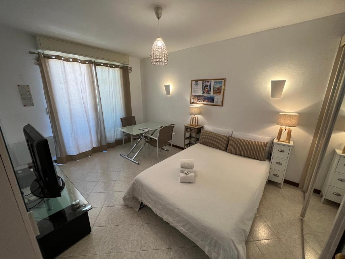 Studio 28 M2 Au Calme A Menton Exterior foto